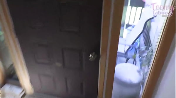 Babysitter Creampie! Lilith Grace Makes Seth Cum Inside Her!