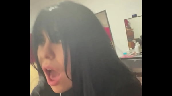 Casero Filtrado de Tatuadora con toro de 30 cm en su ano