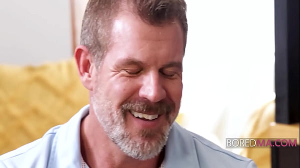 Latte Love, a Steamy Shove – Cassie Del Isla | Boredma